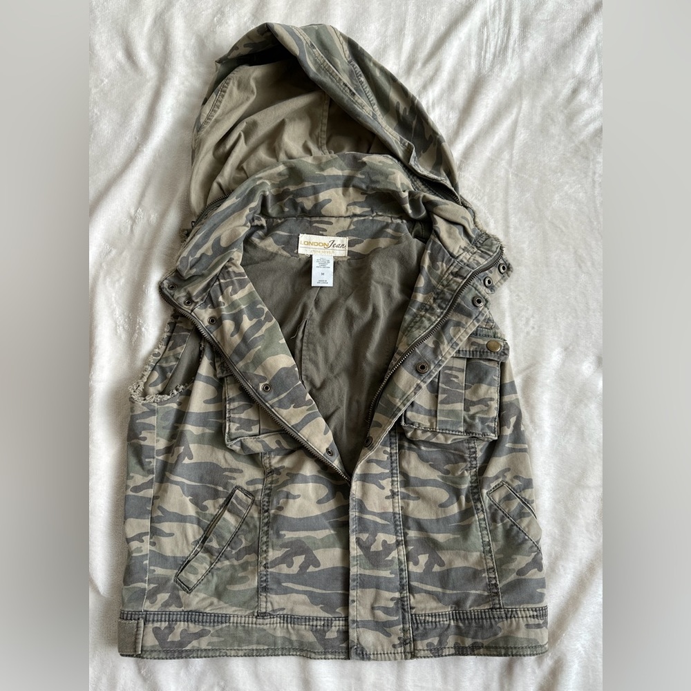 London Jean camouflage vest | size Medium |